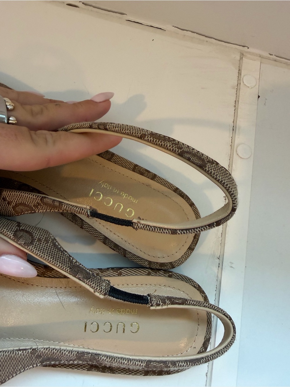 Designer Gucci-style Beige Monogram Slingback Flats with Gold Hardware - Picture 4 of 6